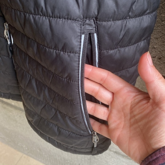 New Balance Puffer Jacket - Picture 5 of 11